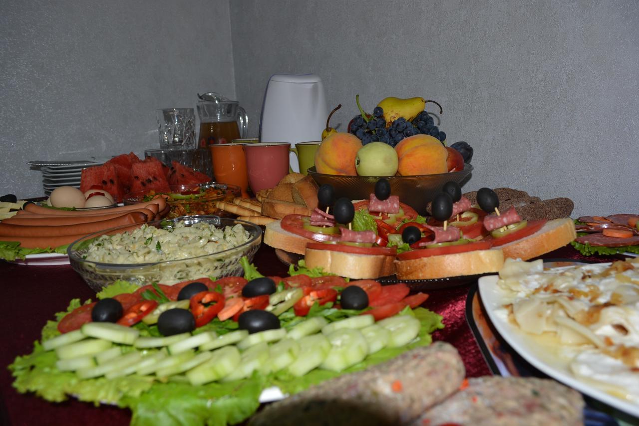 Hotel Golden Way Tbilisi Esterno foto