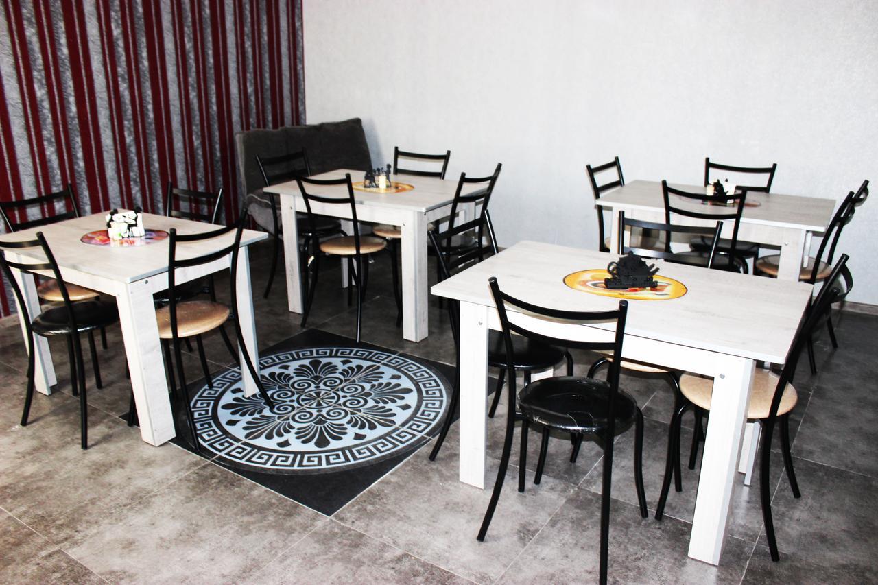 Hotel Golden Way Tbilisi Esterno foto