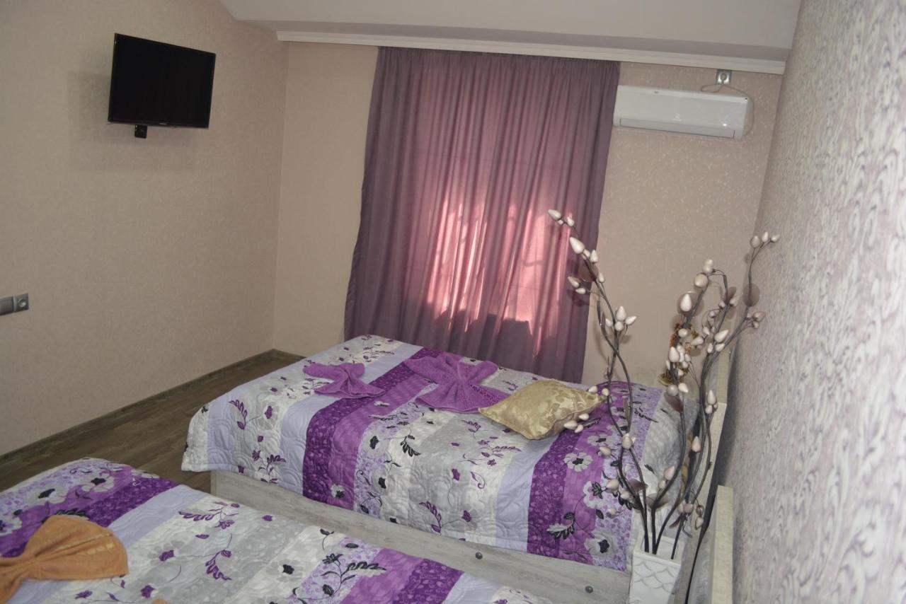 Hotel Golden Way Tbilisi Esterno foto
