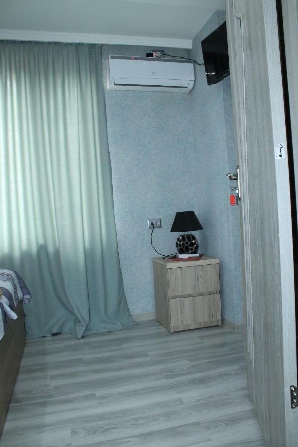 Hotel Golden Way Tbilisi Esterno foto